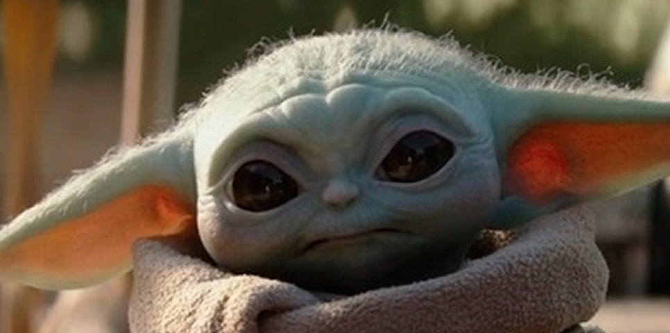 baby-yoda Os Personagens da Cultura Pop Que Seriam Perfeitos (ou Péssimos) no Amigo Secreto!
